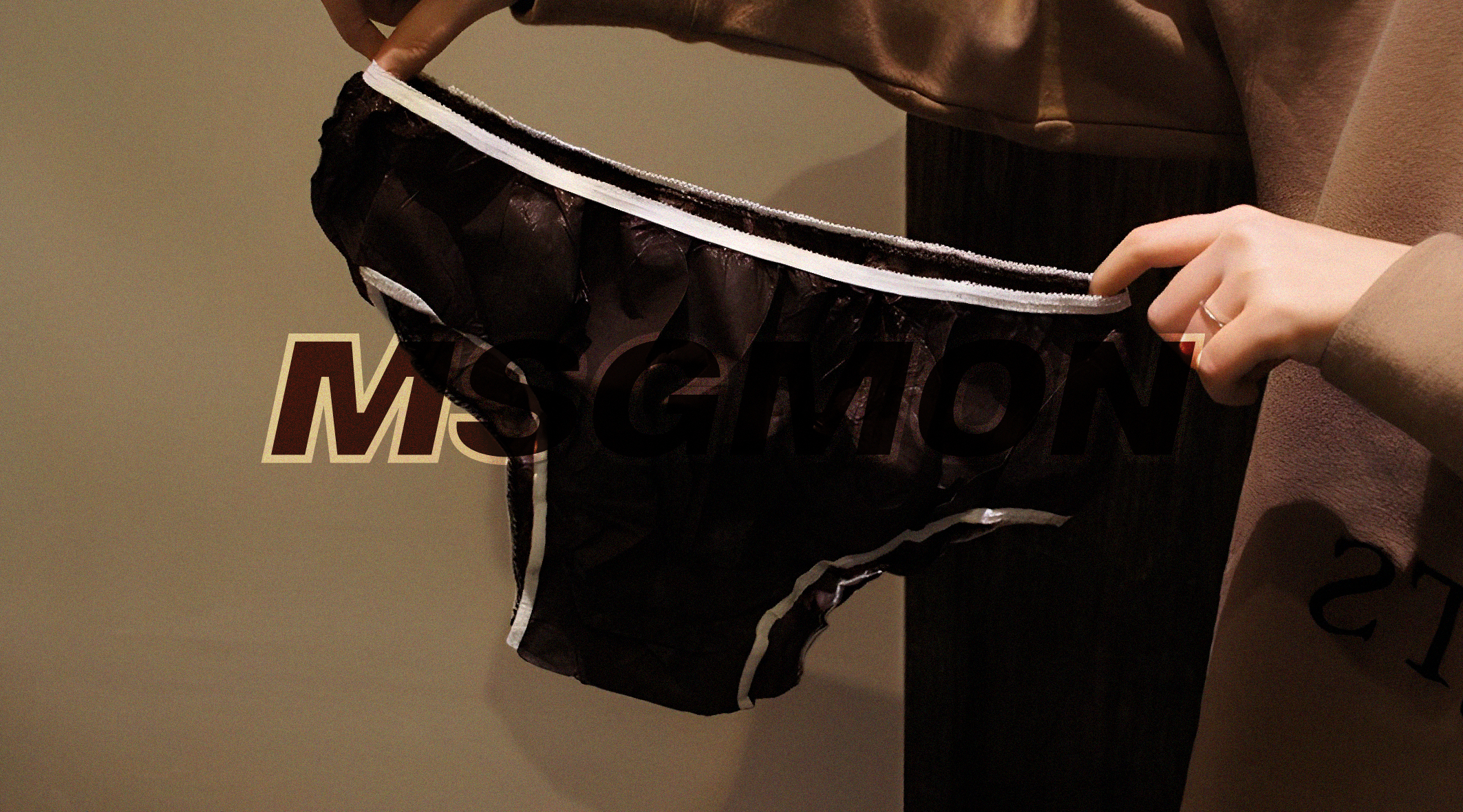 습식 마사지에는 일회용 속옷