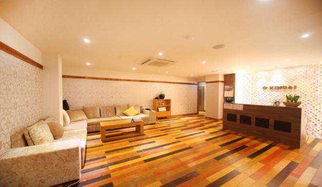 제주 연동 킹앤아이 로비