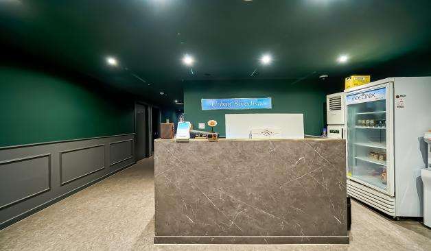 청주 봉명동 어반스웨디시 카운터