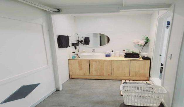 일산 대화역 초이스테라피 샤워실 외부