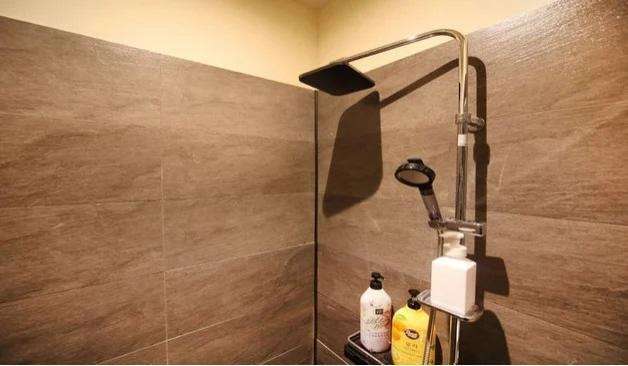 천안 불당동 새로스웨디시 샤워실