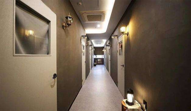 부산 동래 루나테라피 복도