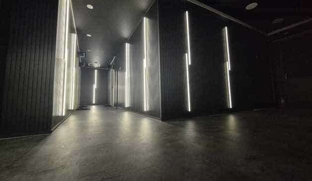 마포 홍대 홍대입구 복도