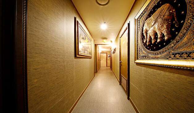 부천 상동 파타야 복도