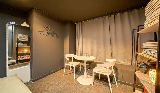 청주 봉명동 어반스웨디시 대기실