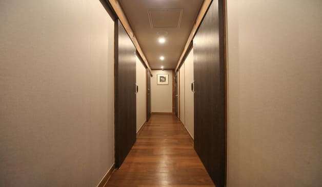 수원 인계동 블랑테라피 복도