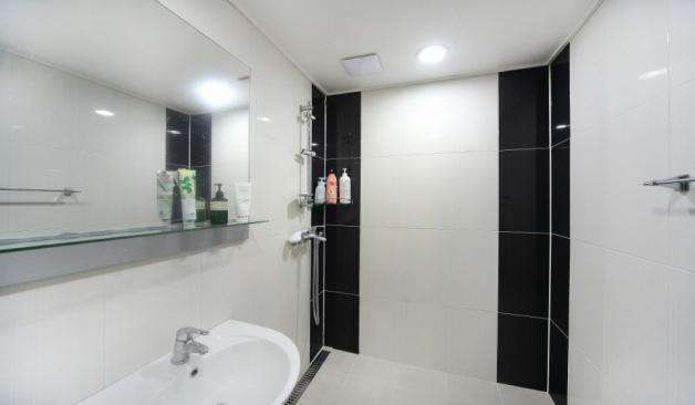 당진 핫스웨디시 샤워실