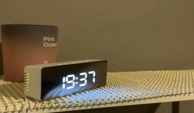 화성 동탄 복숭아스웨디시 심플한 시계 이미지