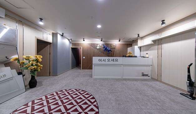 시흥 배곧 골드아로마테라피 깔끔한 카운터 이미지1