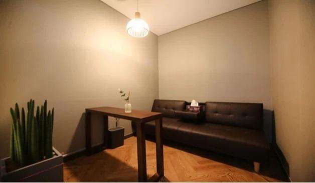 천안 불당동 새로스웨디시 대기룸