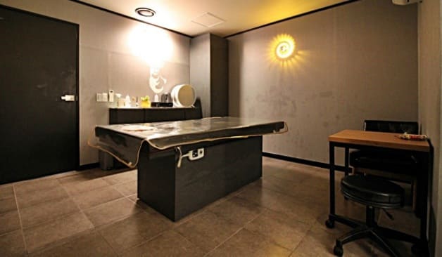  브라운 스웨디시