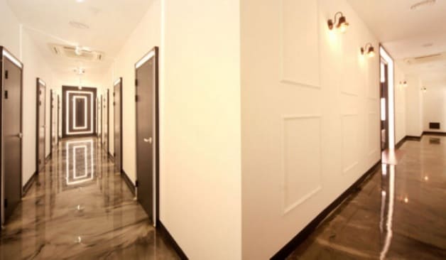 부천 탑시크릿 복도 측면