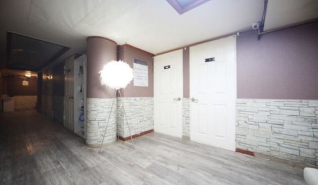 의정부 봄날스웨디시 복도 벽면