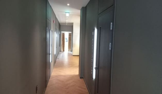 천안 오늘테라피 복도 안쪽