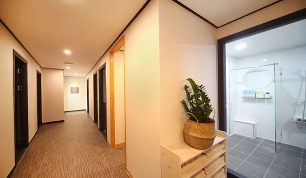 대구 예담 복도 및 샤워실