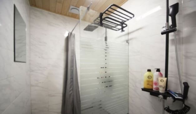 화성 바닐라스웨디시 샤워실