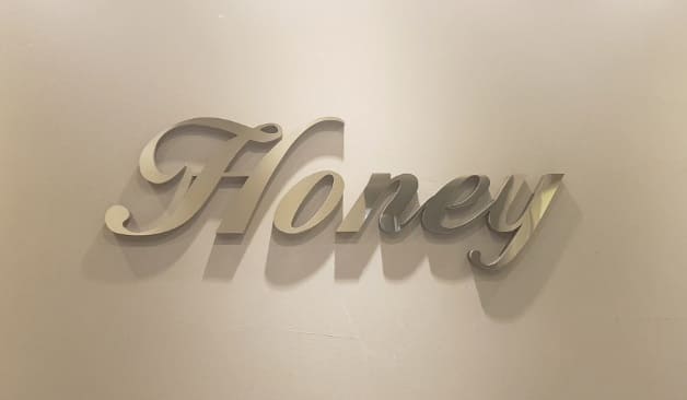 수원 허니 로고