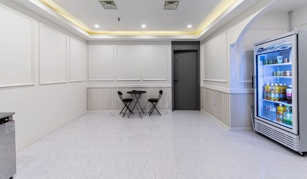 천안 꽃테라피 로비 전면