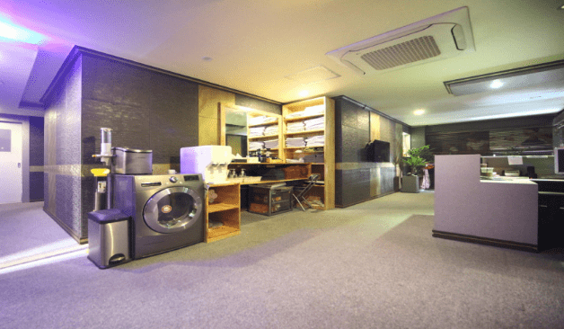 구리 루카타이&스웨디시 로비