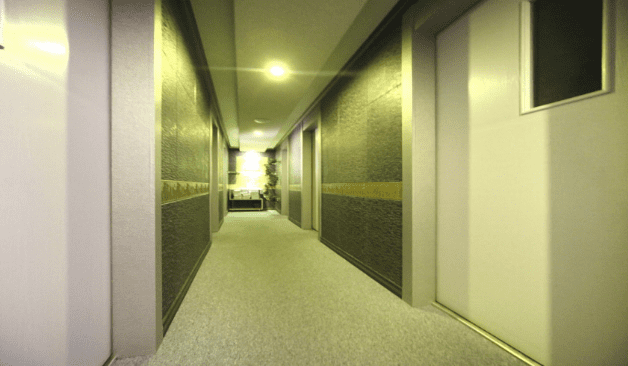 구리 루카타이&스웨디시 복도