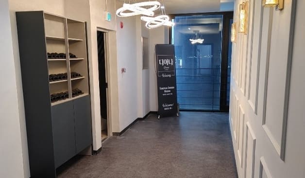 포항 디아나스웨디시 복도 측면