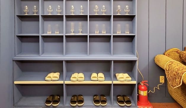 수원 메이플스웨디시 벽면