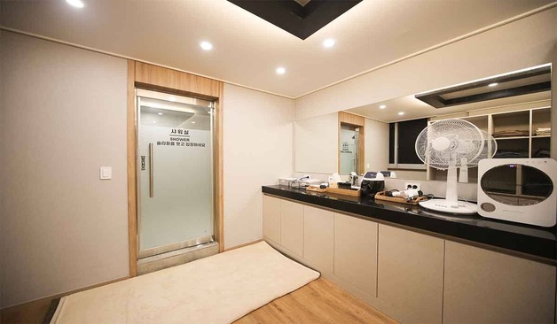 대구 수성구 황금동 문스파