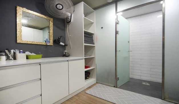 양재역 타이스토리