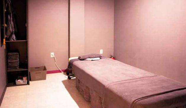 제주 연동 25시아로마 1인실