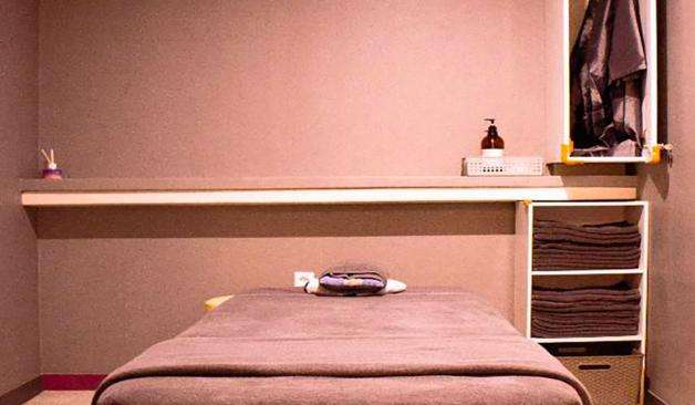 제주 연동 25시아로마 룸2