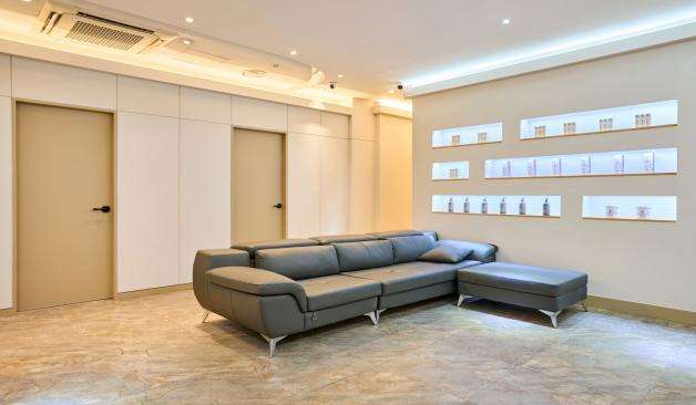 강남 신사역 BLACK ROSE 거실